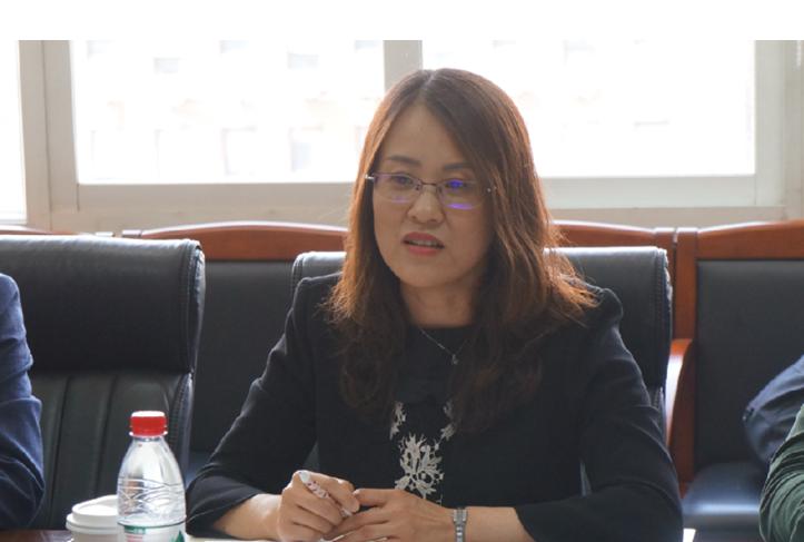 王欣.jpg 王欣.jpg